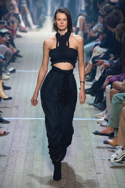 Look 24